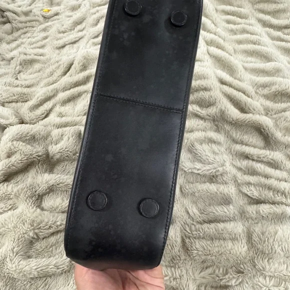 Authentic Prada shoulder bag w/authenticity card - Picture 6 of 12